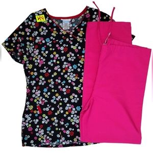 44 scrub set